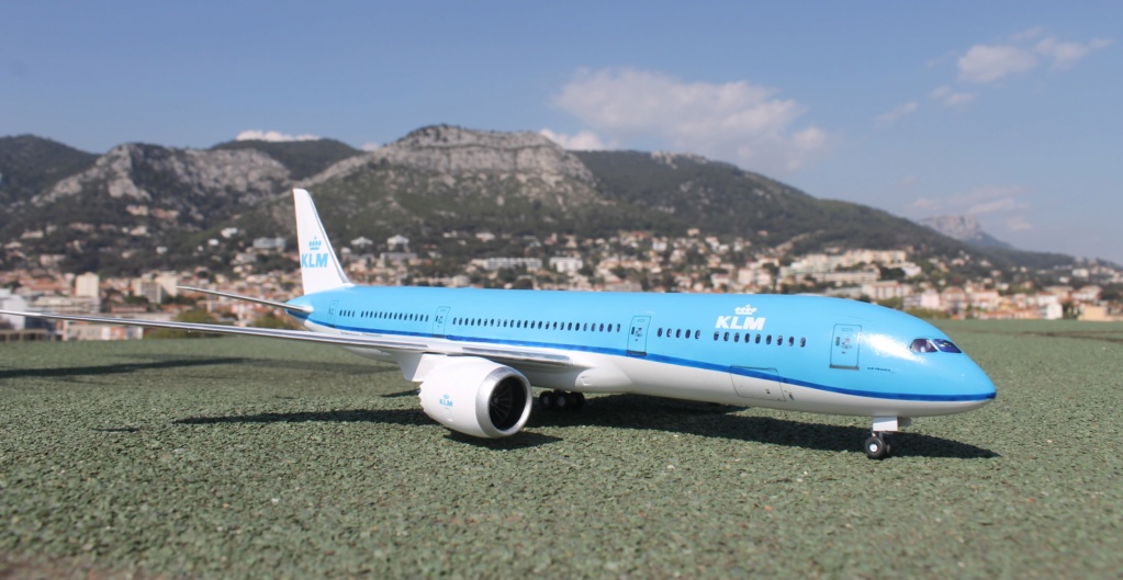 BOEING 787-9 KLM Zvezda  1/144  Img_7714