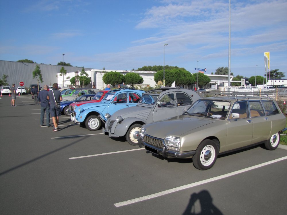 RASSEMBLEMENT DU FORUM Mercedes-Damien "Châteaux, Féérie & Muscadet" le 8 et 9 Septembre 2018 - Page 12 Img_4736