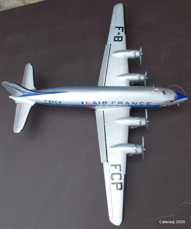 [REVELL] DOUGLAS DC 4 décoration  Air France postal Réf 04877 Dc4_te26