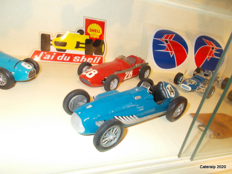 Mes maquettes d'autos de course françaises au 1/24  Franca33