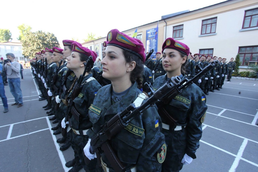 Modern Ukrainian uniform in photographs - Page 10 10626210