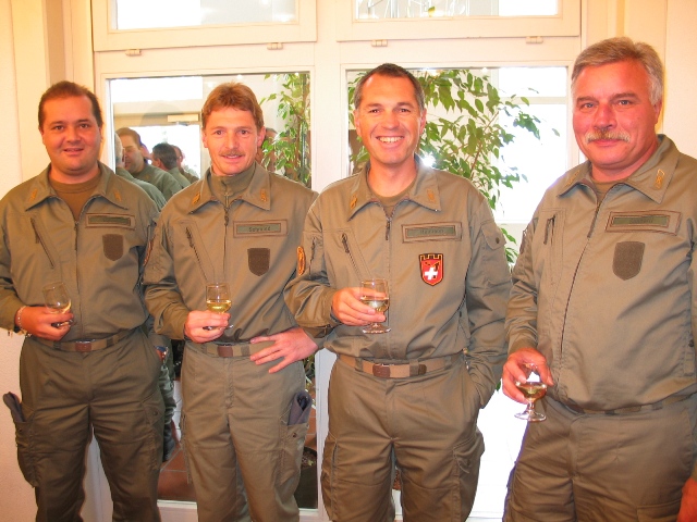 New (possible) uniform of the Swiss Armed Forces? 155_5510