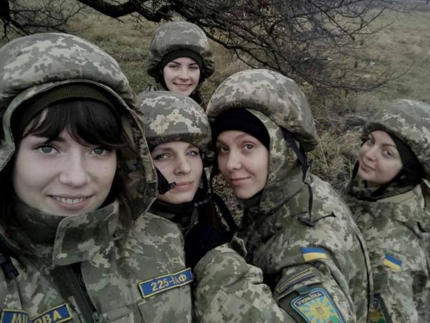 Modern Ukrainian uniform in photographs - Page 4 30001410