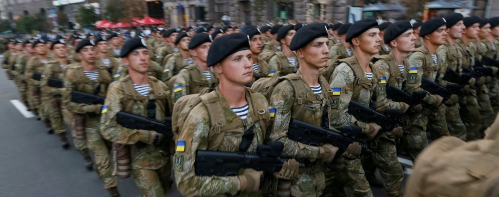 Modern Ukrainian uniform in photographs - Page 5 34bae110