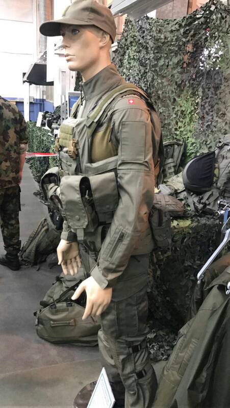 New (possible) uniform of the Swiss Armed Forces? 54de1610