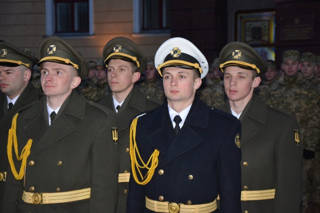 Modern Ukrainian uniform in photographs - Page 3 Nak210