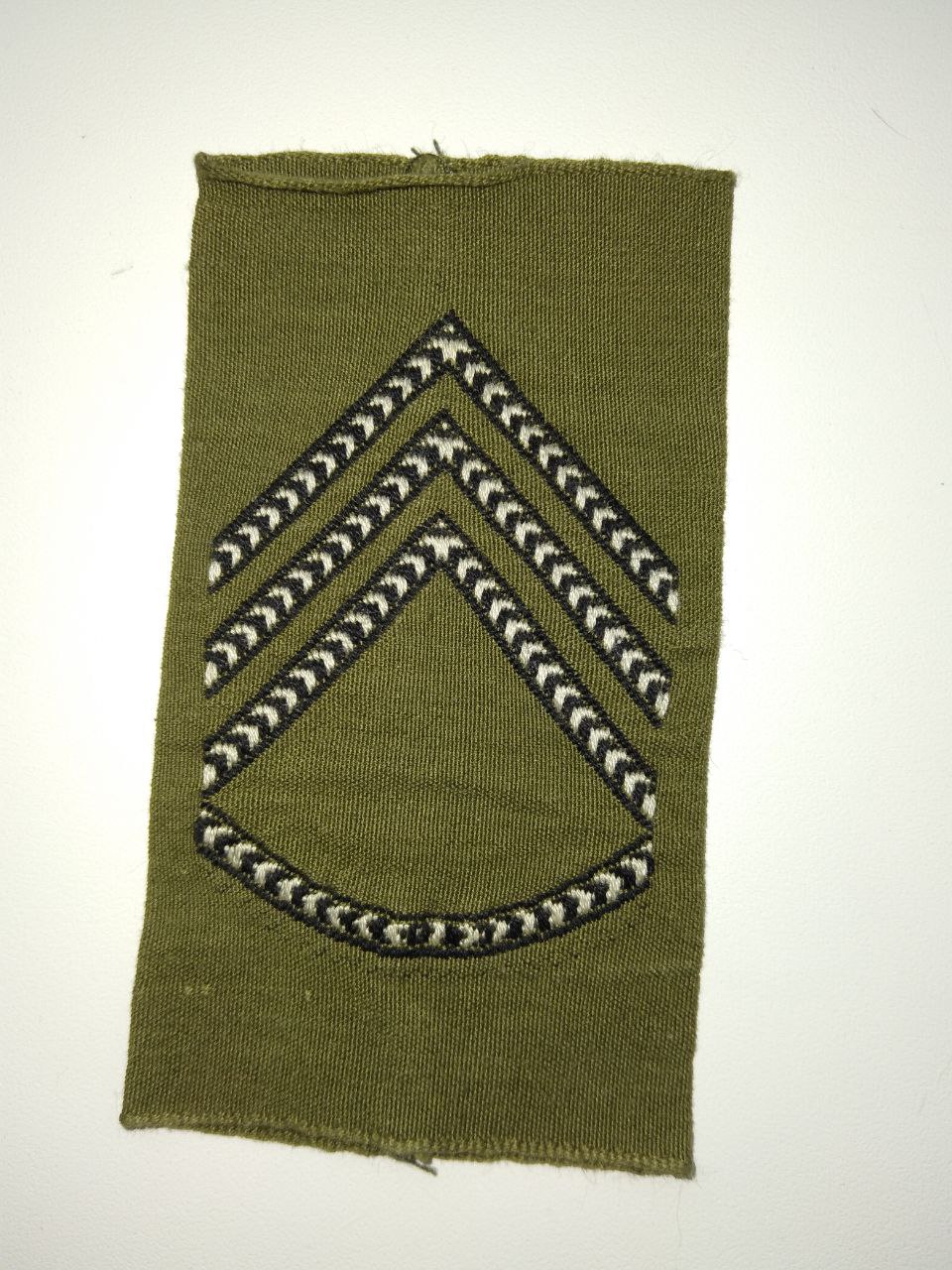 Rank epaulet (olive sliding tab) - is it a Danish one? Photo_16