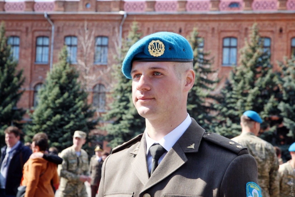 Modern Ukrainian uniform in photographs - Page 3 Vdv111