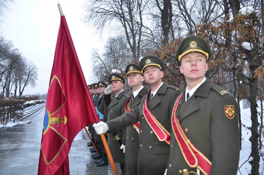 Modern Ukrainian uniform in photographs - Page 4 Winter11