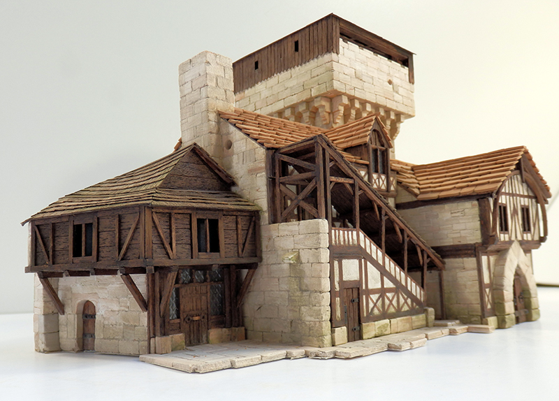 Village médiéval fortifié 14è- bastide - éch1:87 Pb030041