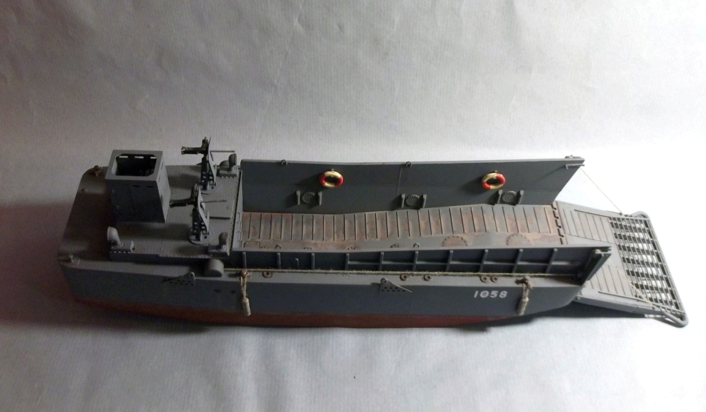 Barge LCM - HobbyBoss - 1/48 Dscf8210