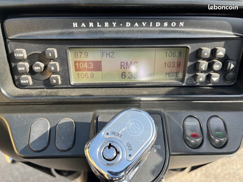 RADIO HARLEY HARMAN ( VENDU) 959aea10