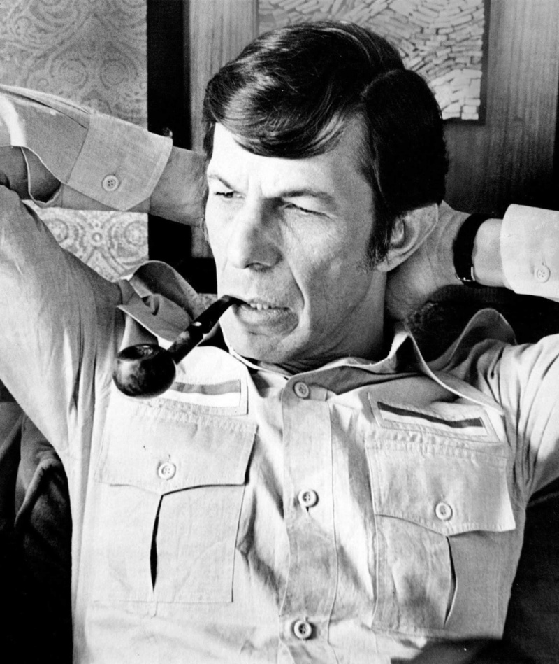 LEONARD NIMOY 8244f110