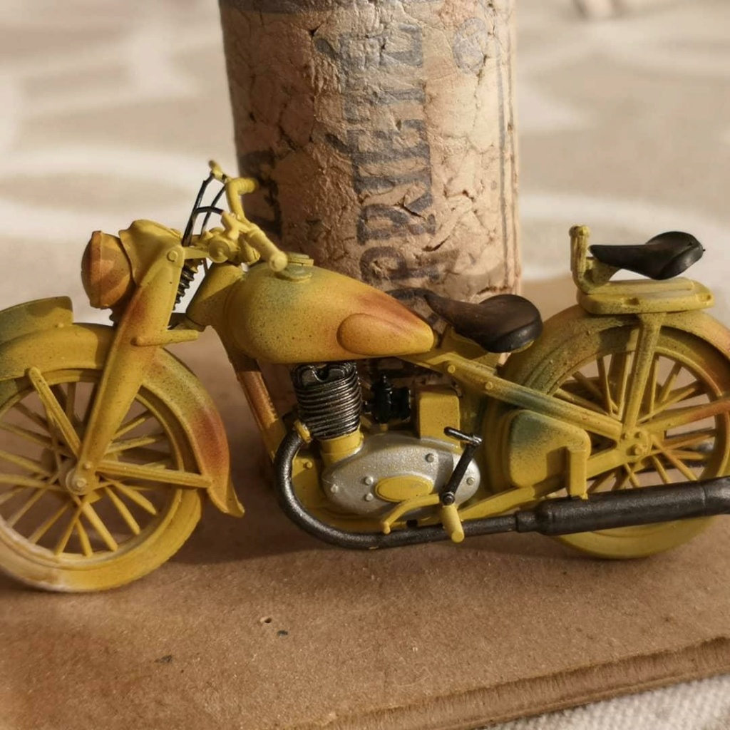 Moto DKW NZ350 (Tamiya, 1/35) - Montage express Zundap10