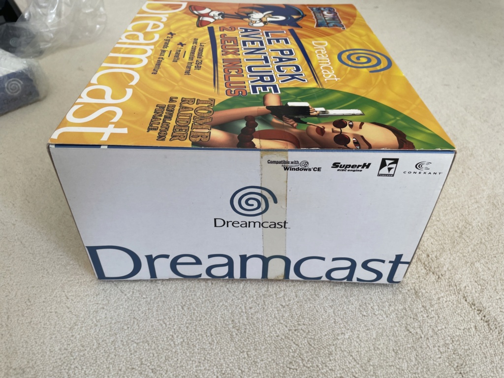[Estim] Lot NEUF sous blister unique : Dreamcast + 7 jeux + 3 manettes +2VM + 3vibrations + clavier + volant Img_2016