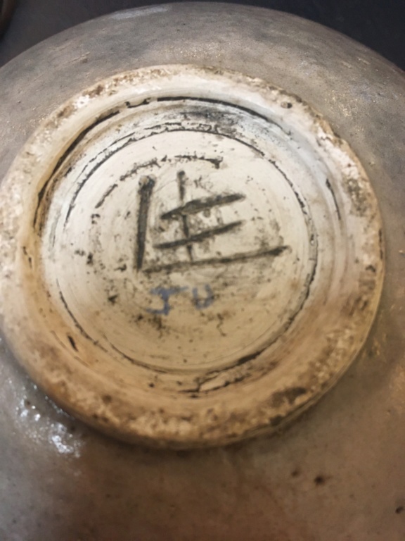 Help to identify pottery bowl ? Oriental Img_4912