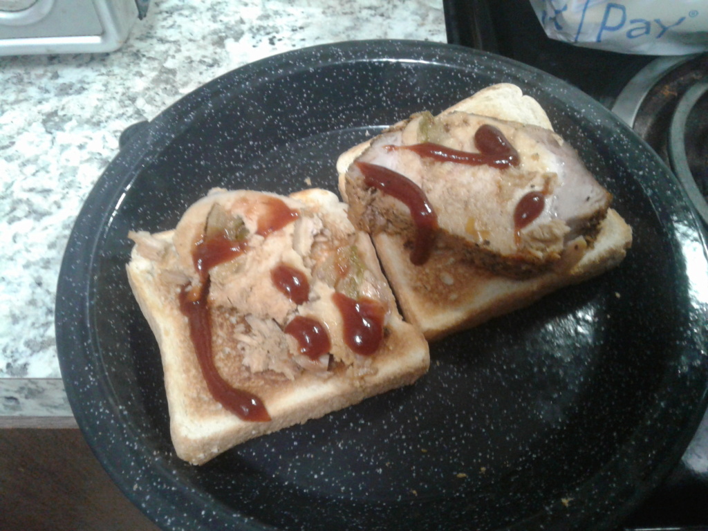 Leftovers:Stuffed Pork Roast on Toast Sandwich 20221212