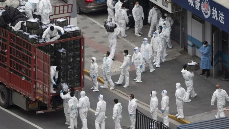 Under Covid Lockdown-Shanghai's People are Running Out Of Food and Meds While Pets Get Killed in The Streets Featur10