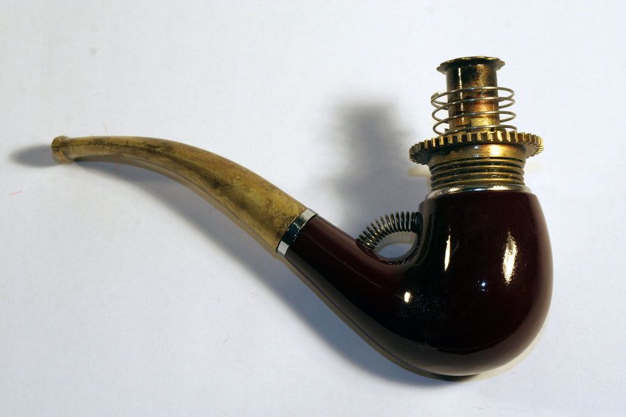 Les pipes Steampunk  - Page 7 77cb7a10