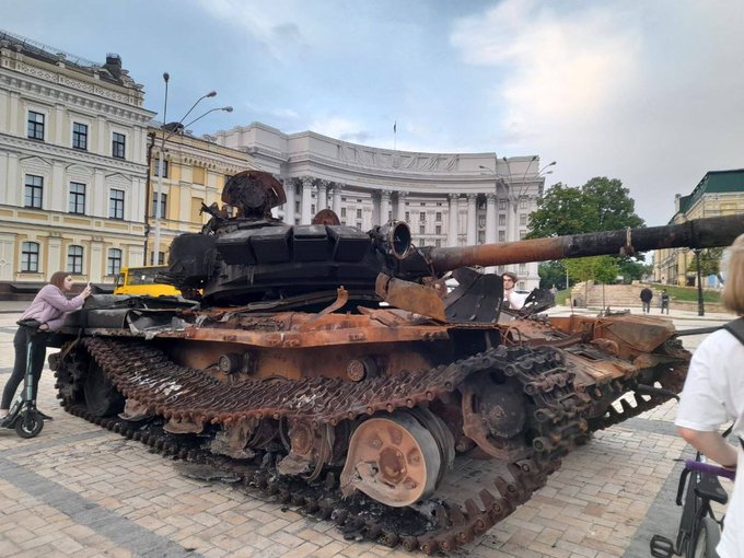 Российские танки прорвались в центр Киева 7710