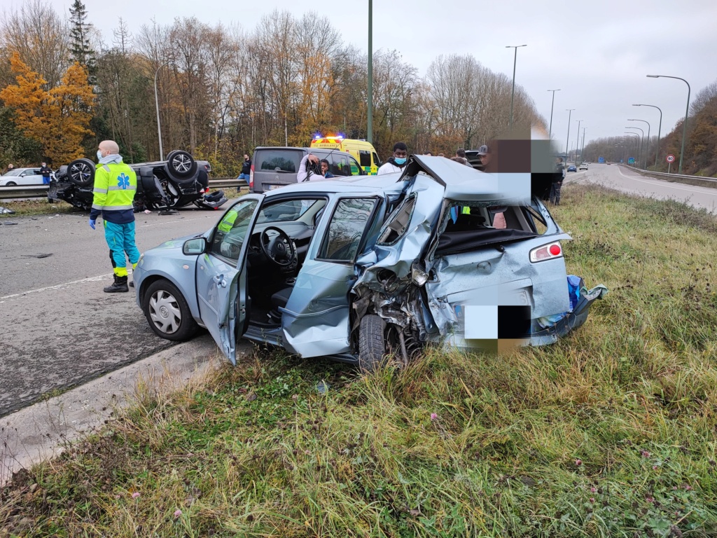 Accident sur la N90 à Goutroux ce samedi: un bébé a eu beaucoup de chance (20-11-2021 + photos) 16374112