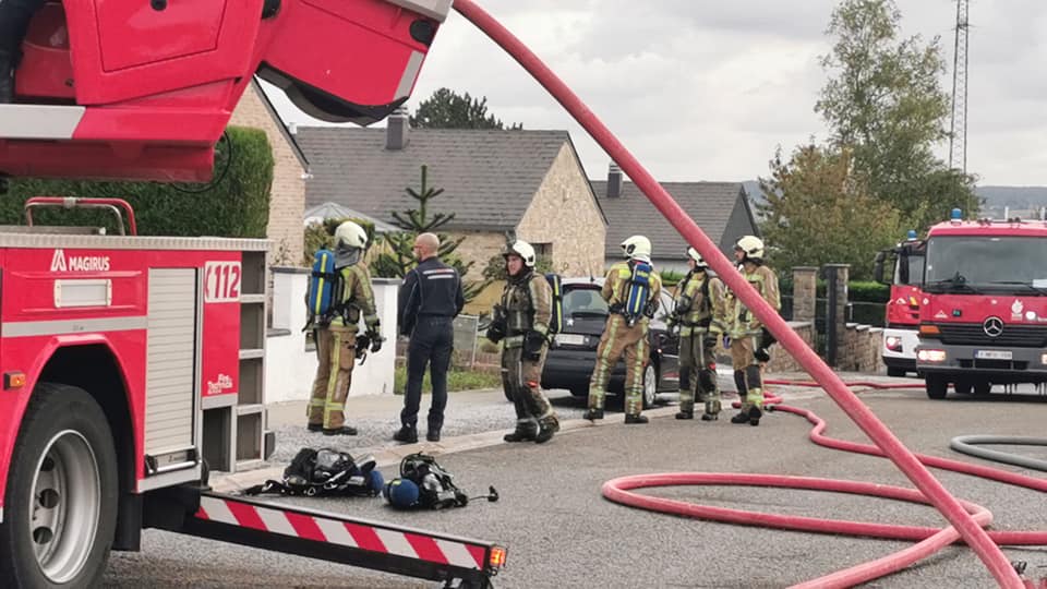 Incendie à Châtelineau: deux maisons entièrement détruites par les flammes ! (11-10-2021 + photos) 24509610