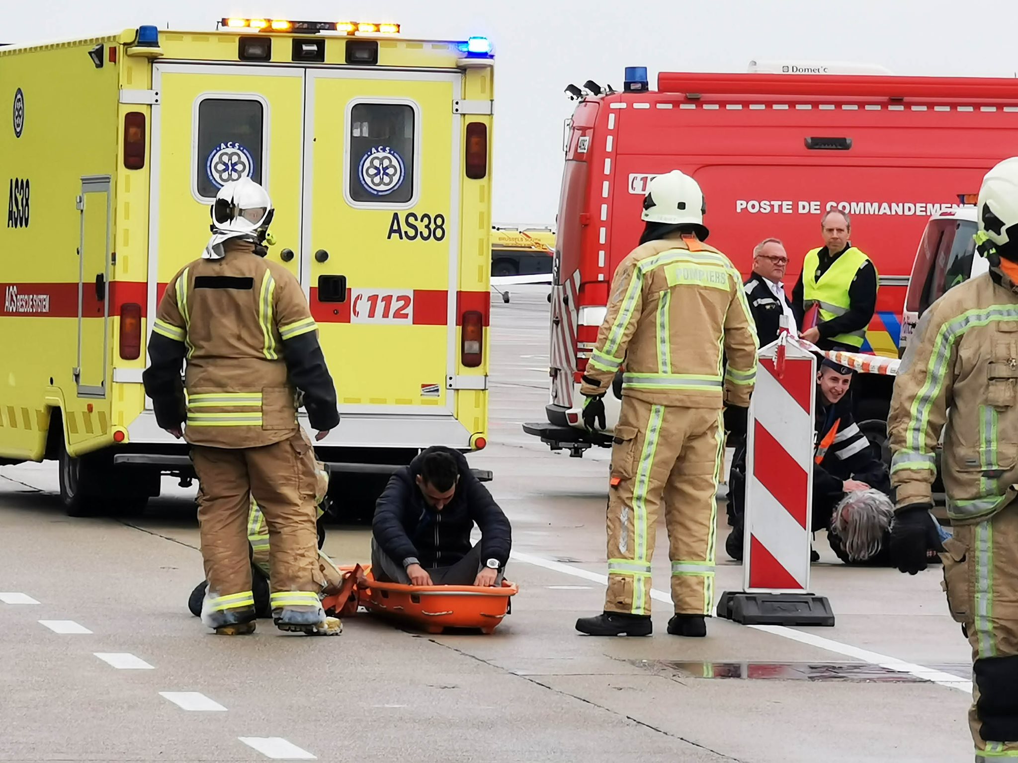 Un exercice catastrophe à l'aéroport de Charleroi (16/10/2019 + photos) 72448610