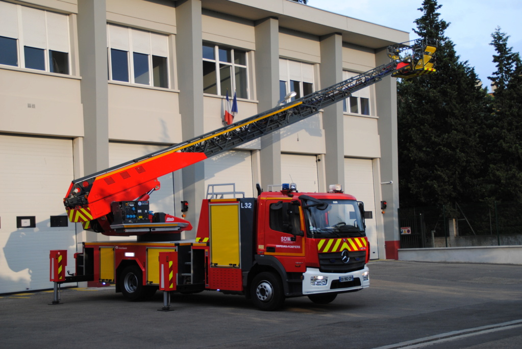 Service Départemental-Métropolitain d'Incendie et de Secours (SDMIS) - Lyon - Rhone - France Atego_27