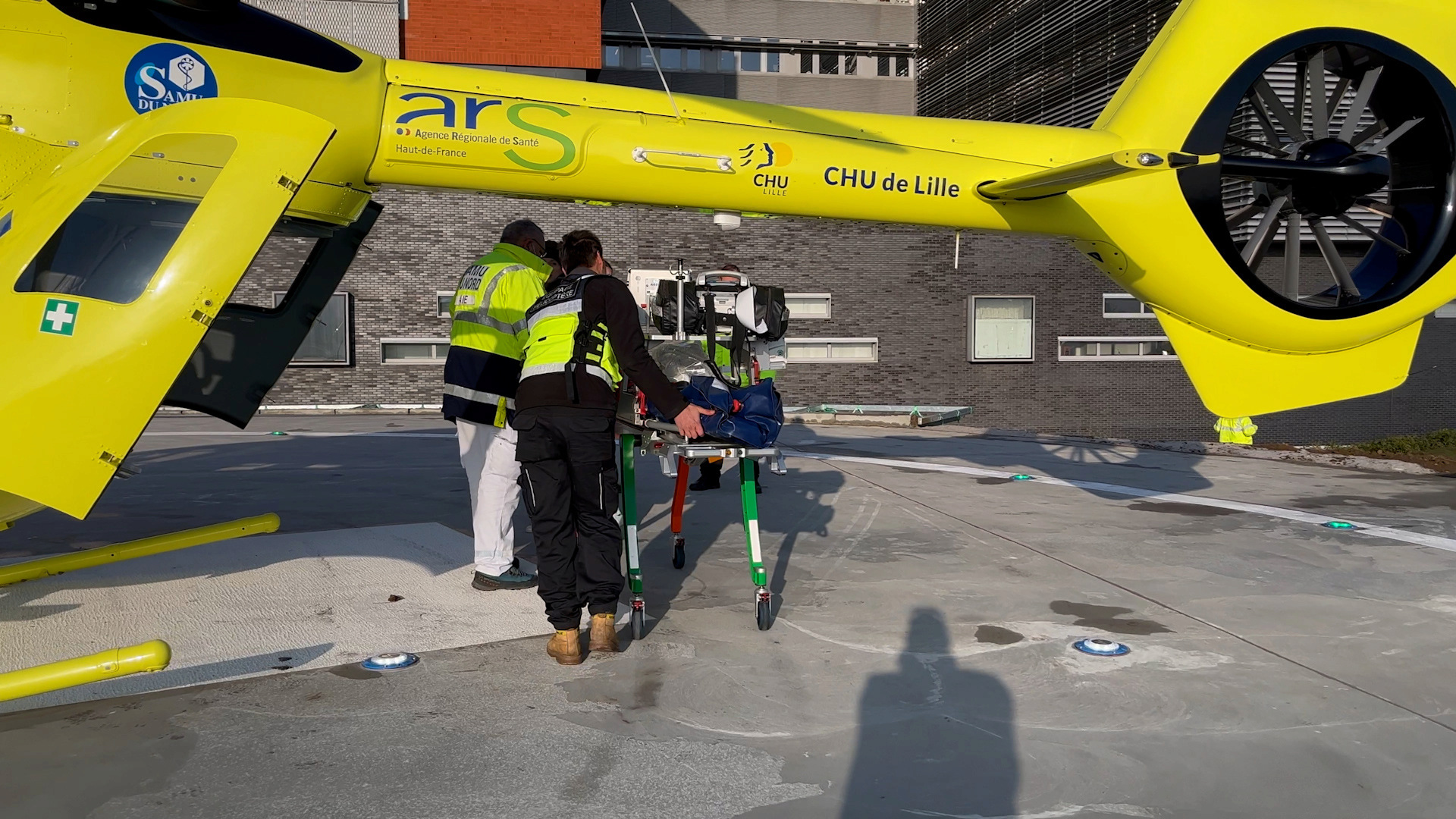 Un nouvel héliport inauguré au CHU de Charleroi Ddd10