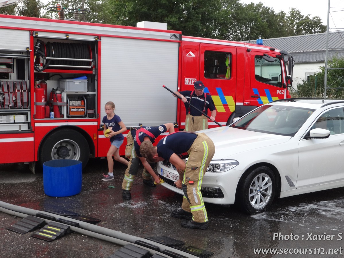 Car-Wash des Pompiers de Wavre - 8ieme édition (16/09/2018 + photos) Dsc08815