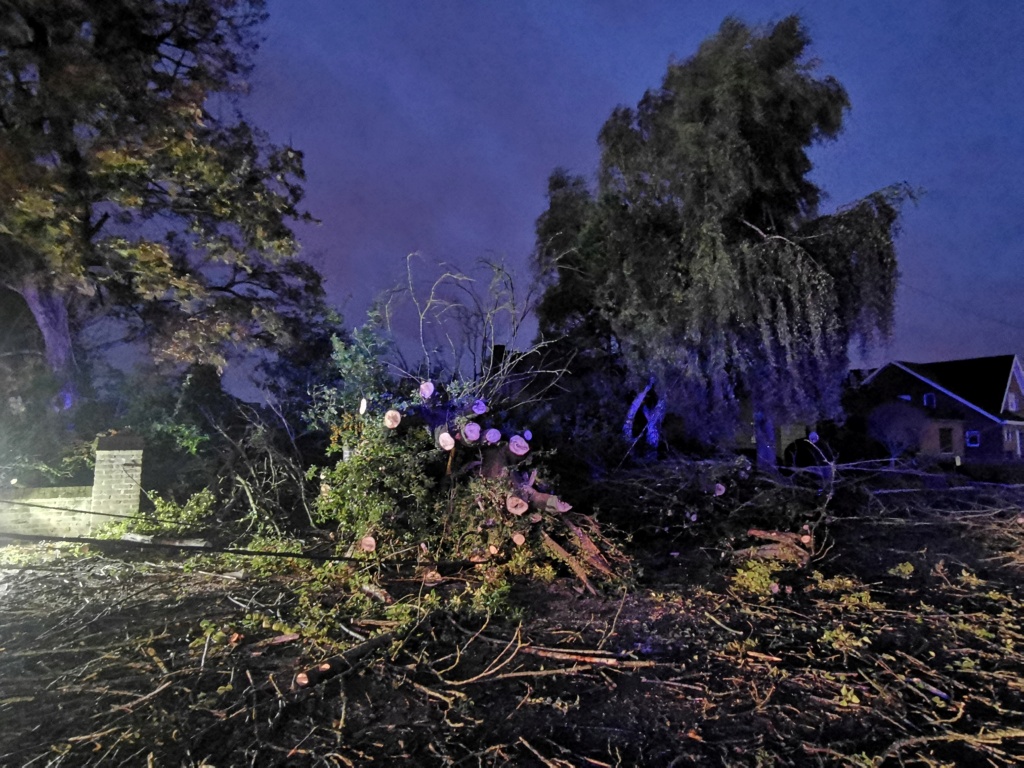 La tempête Aurore souffle sur la Belgique (21-10-201 + photos) Img_2596