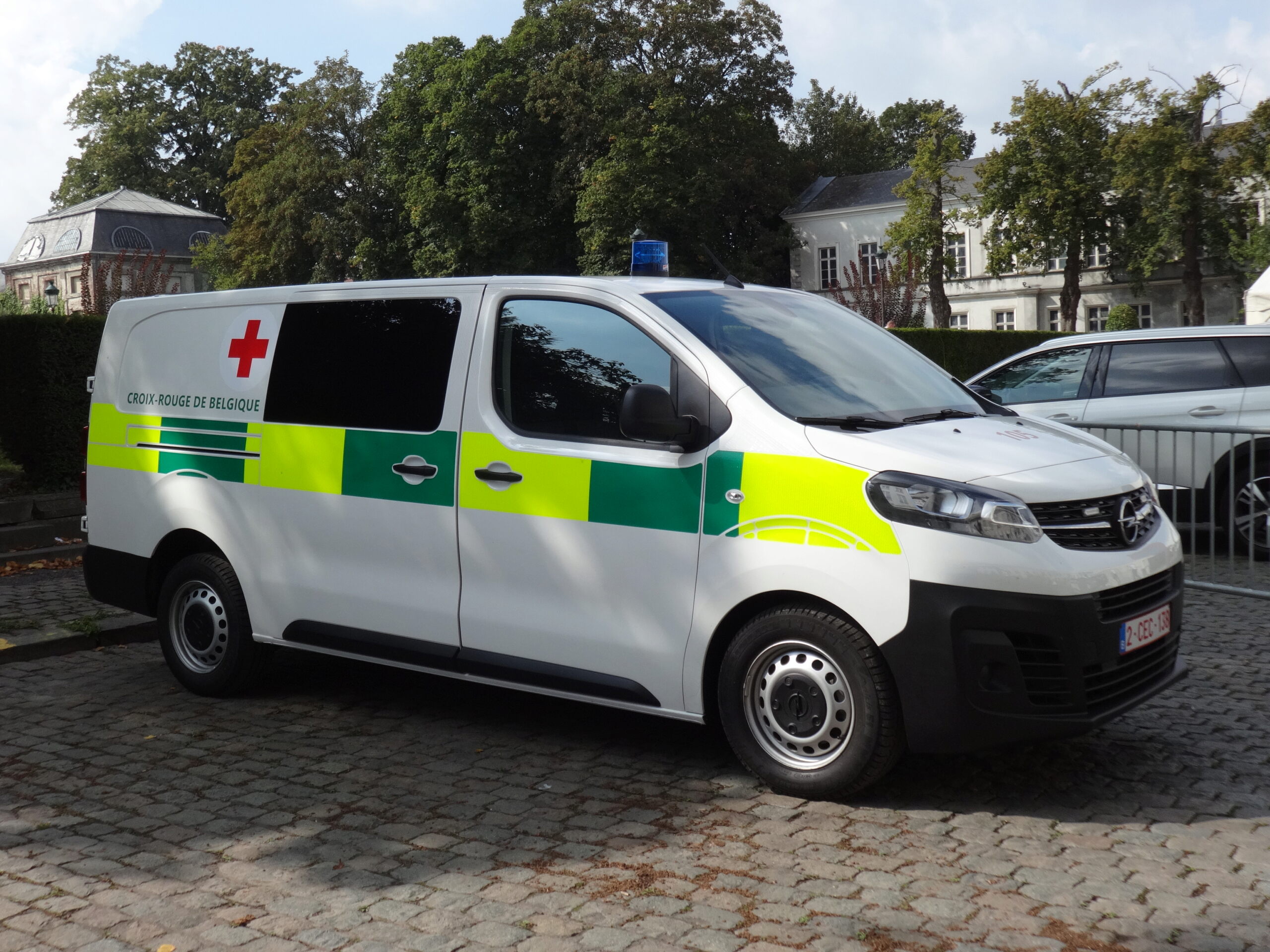 Des Opel Vivaro pour la Croix Rouge de Belgique Vivaro14