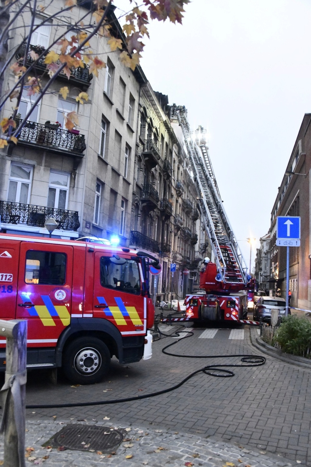 Un immeuble de 4 étages déclaré inhabitable à la suite d’un incendie à St-Gilles (20-22-2021 + photos) Whats304