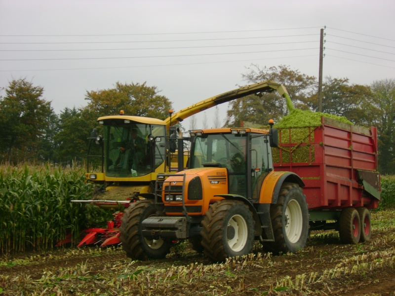 Ensilage de maïs 2008 - Page 4 Dsc04710