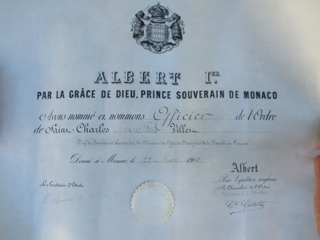 Ces dernières semaines : beaux diplômes, ausweis SD, insignes ... Img_5856