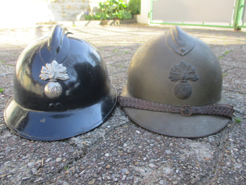 Deux Casques Adrian 26 de la Gendarmerie Img_6429