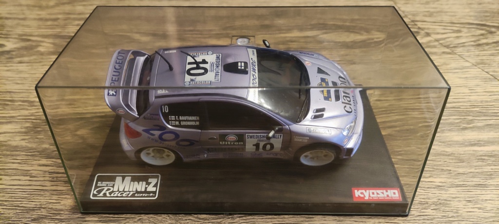 (Vendue) Carrosserie 206 WRC pour Kyosho Mini Z Img_2053