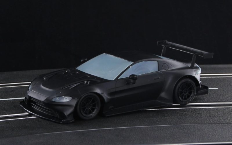 GT32 Aston Martin.... Sidewa11