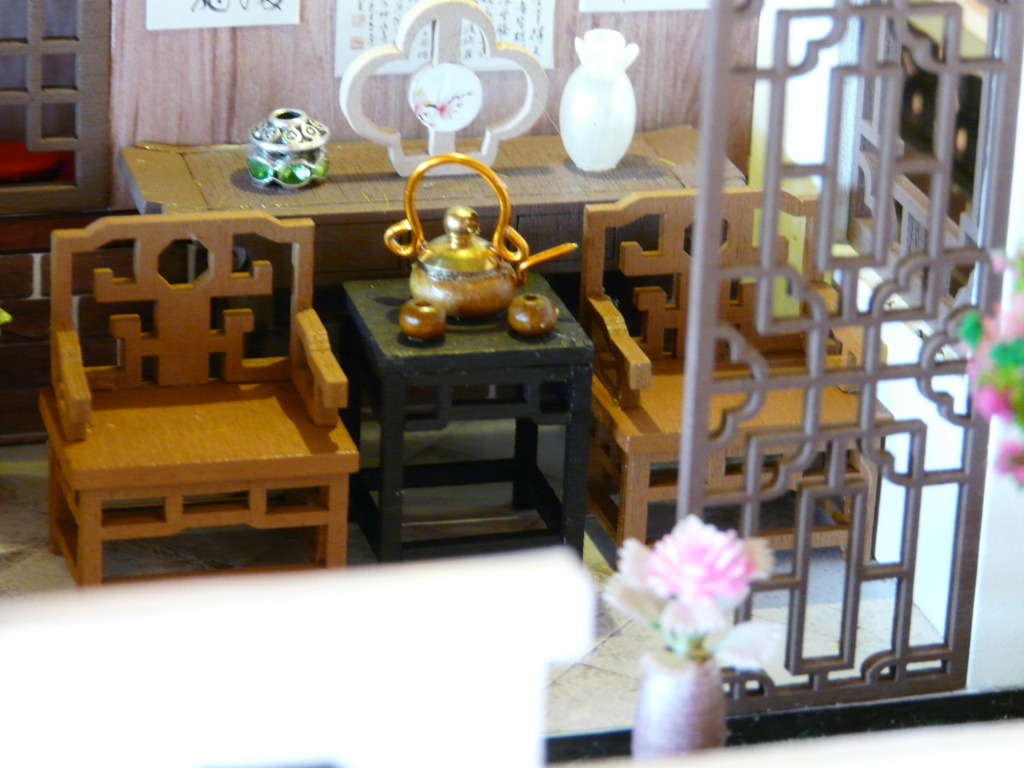 *1/24 Villa Chinoise - DIY mini dolls house, marque ?  P1170120