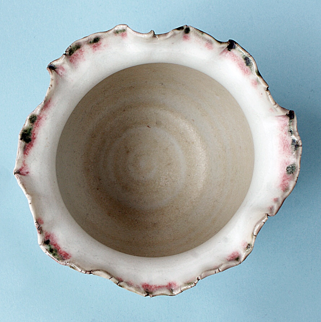 Small Bowl/Vase. Dsc04411