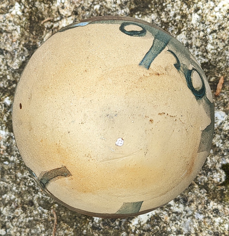 Ball Shaped Studio Pottery Pot Pxl_2065