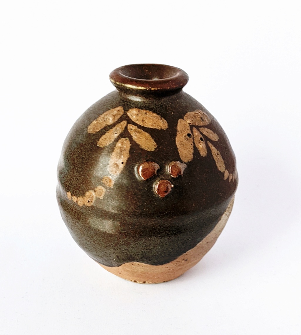 Bud Vase, Pots Pottery, cross mark - Will & Barbara Pots, Hayle, Cornwall Pxl_2201