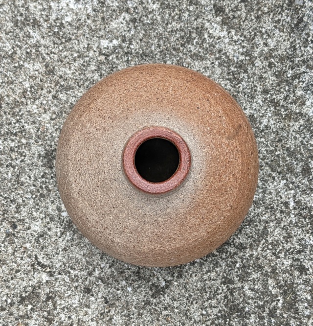Jeremy Leach Squat Vase Lowerdown Pottery. Pxl_2235