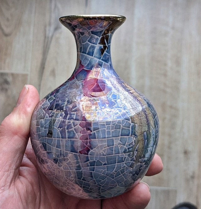 Small Bud Vase with lustre mosaic crackle glaze, signed E. Iloy or Elloy  Pxl_2364
