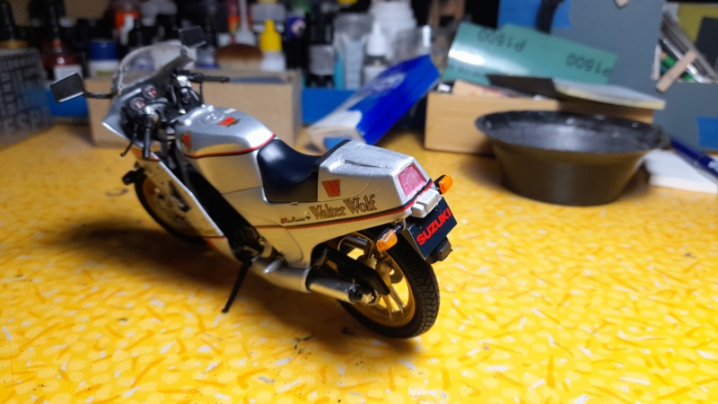 [TAMIYA] SUZUKI RG 250 WALTER WOLF 1/12ème Réf 14053 - Page 2 00193