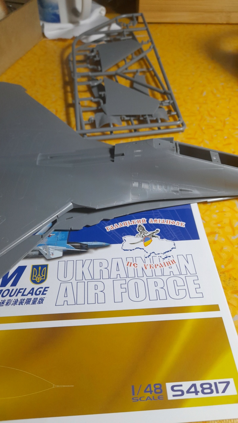 [GWH]  SOUKHOÏ Su 27 UBM FLANKER C  UKRAINIAN AIR FORCE Réf S4817 03032
