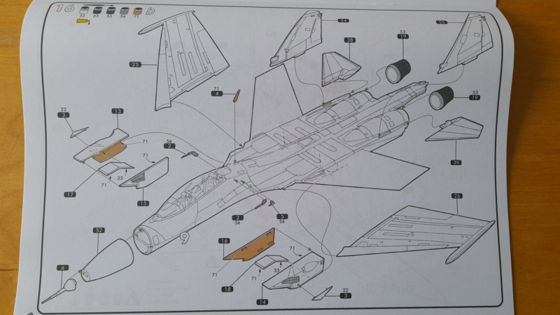 SOUKHOÏ Su-27 UB/P UKRAINE 1/72ème Réf 80371 06114