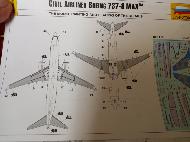 [ZVEZDA] BOEING 737-8 MAX  1/144ème Réf 7026  737-8015