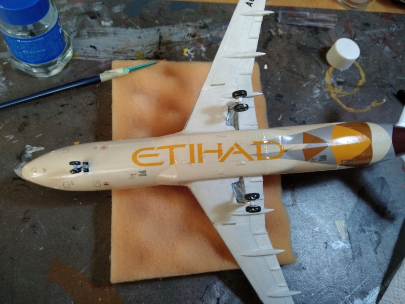 [REVELL] AIRBUS A-320 Cie ETIHAD AIRWAYS 1/144ème Réf 03968  - Page 2 A-320216