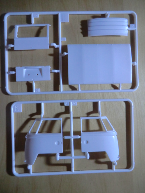 Combi WV 1/24  "Samba bus" Combi_19